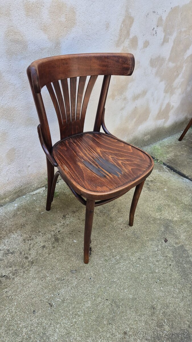 Starší židle Ton (č.72 a č32) - 4