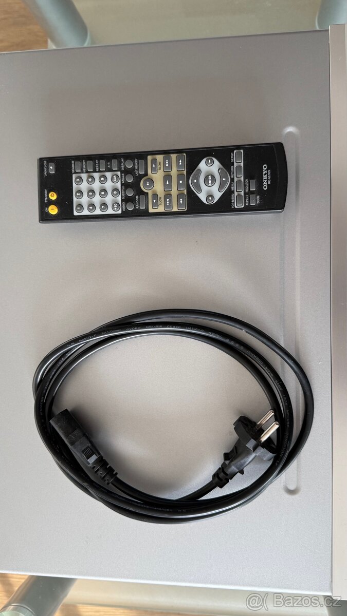 Prodám CD/DVD přehrávač ONKYO DV-SP506 - 4