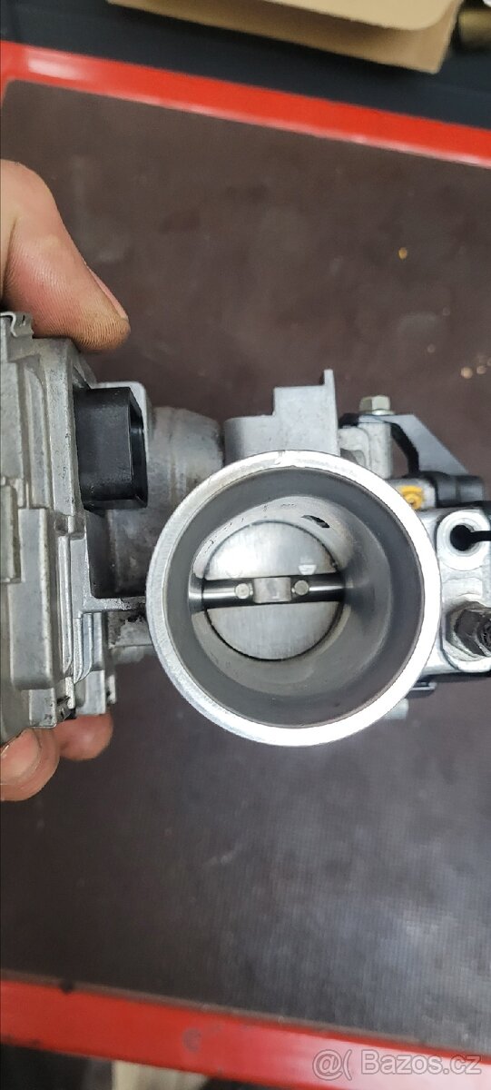 Řídící jednotka Piaggio X10 350 / beverly 300 - 4