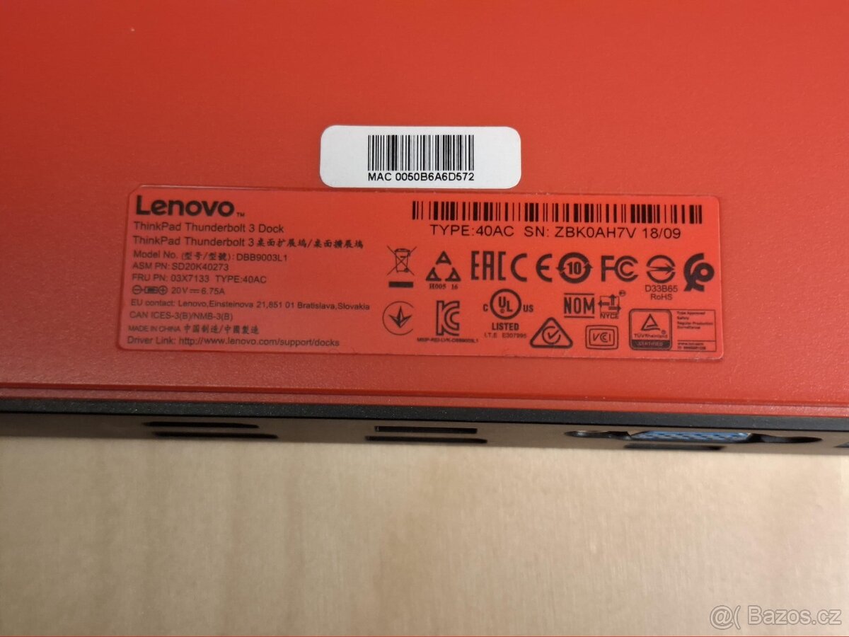 Lenovo ThinkPad Thunderbolt 3 Dock 40AC, bez adaptéru - 4