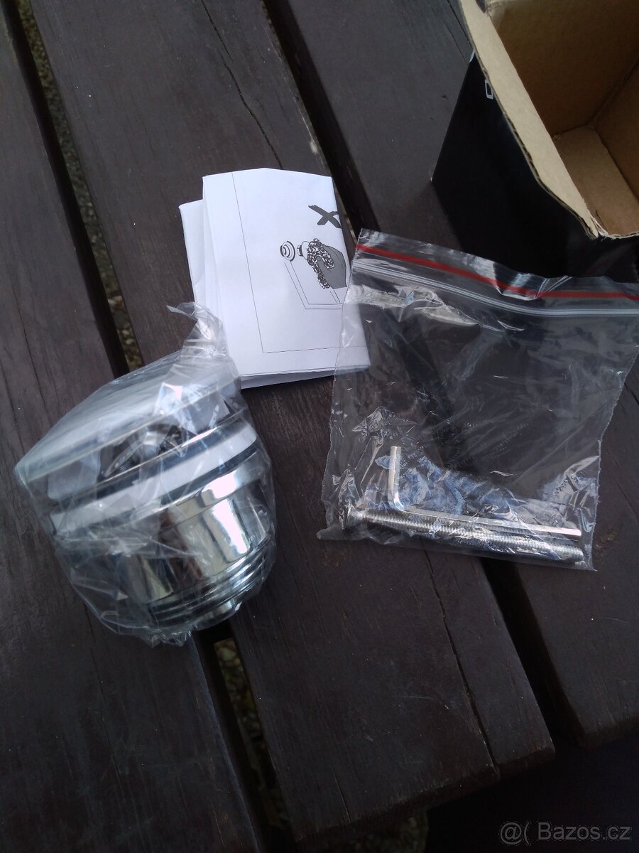 Průtočná chromová zátka k umývátku na WC, nová - 4