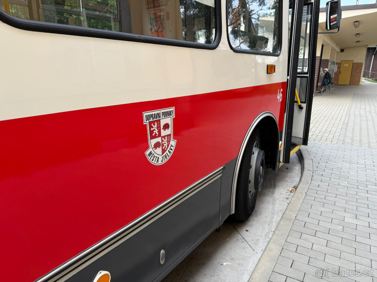 Trolejbus Škoda 14Tr - 4