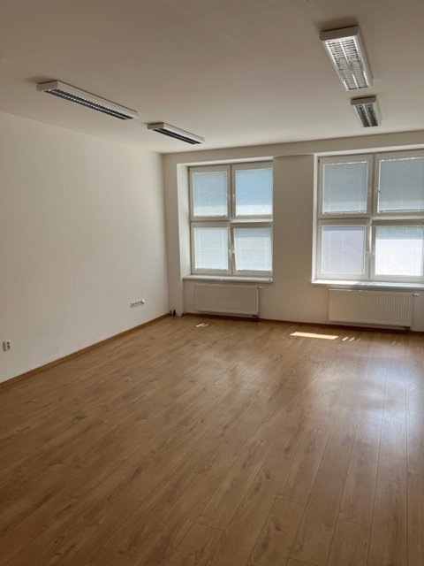 Pronájem kanceláře 35 m² - 4