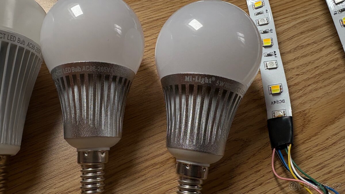 Chytré žárovky, LED Pásek Mi-Light RGB CCT Set - 4