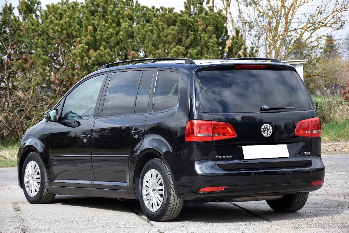 Volkswagen Touran 1.4 TSi DSG,KLIMA,TEMPOMAT,VÝHŘEV,123173KM - 4