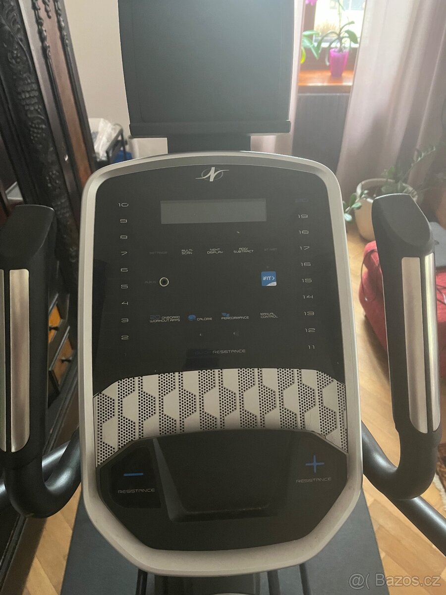 Eliptický trenažer NordicTrack C5.5 - 4