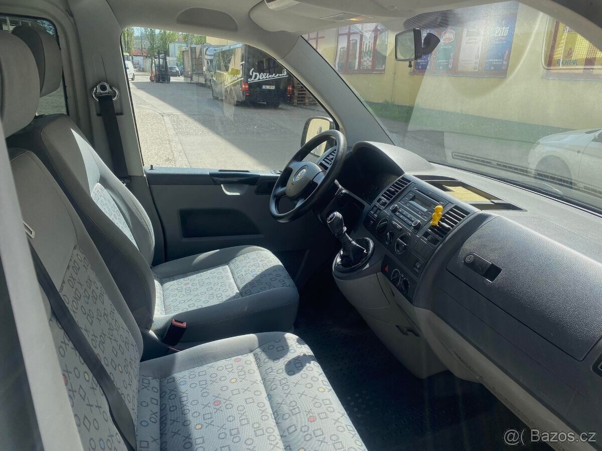 pronájem dodávky 9 míst - 4