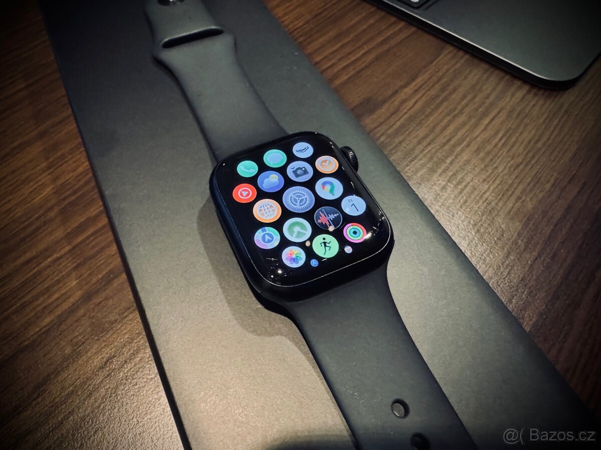 Apple Watch Series 7 41 mm Midnight - 4
