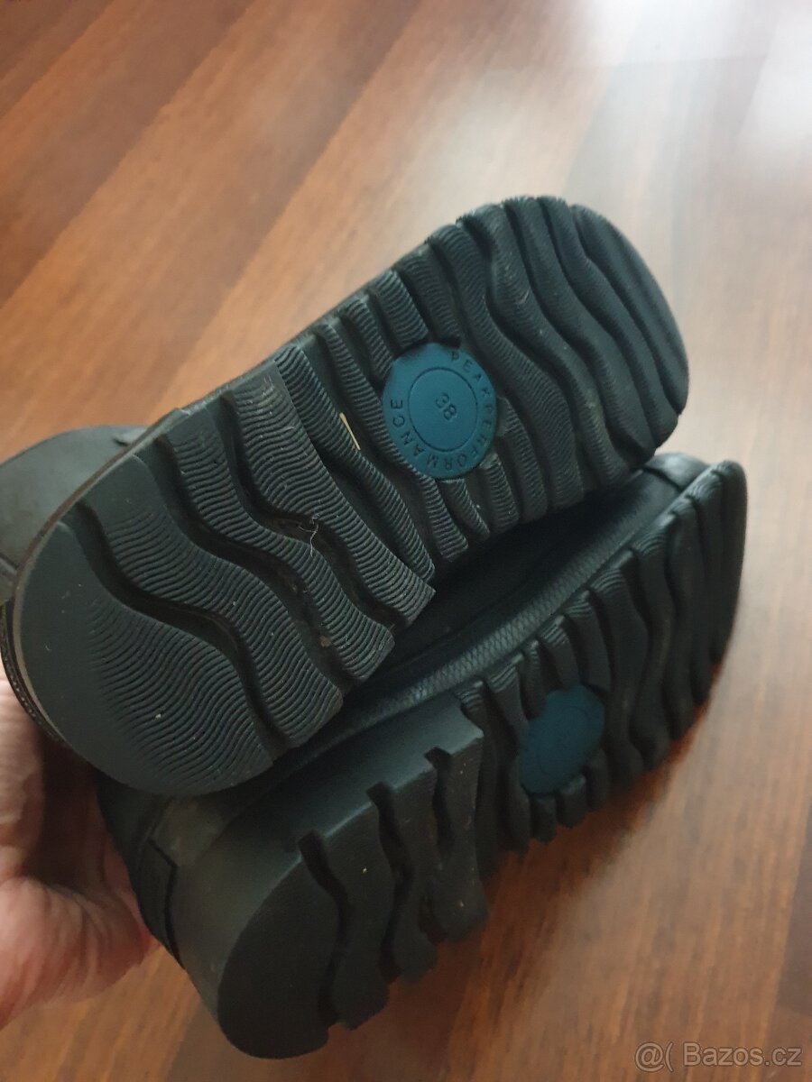 Zateplené boty Peak Performance velikost 38 - 4