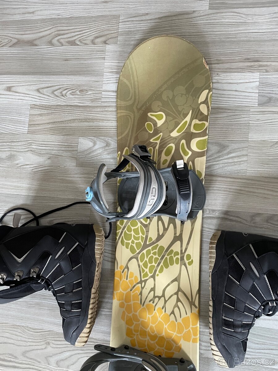 Snowboard 148 cm + boty 42-43 - 4