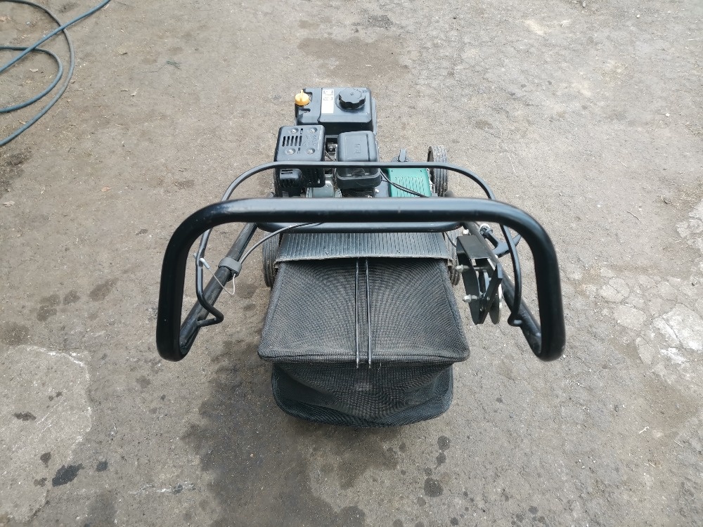 Benzinový vertikutátor Yard Man - 4