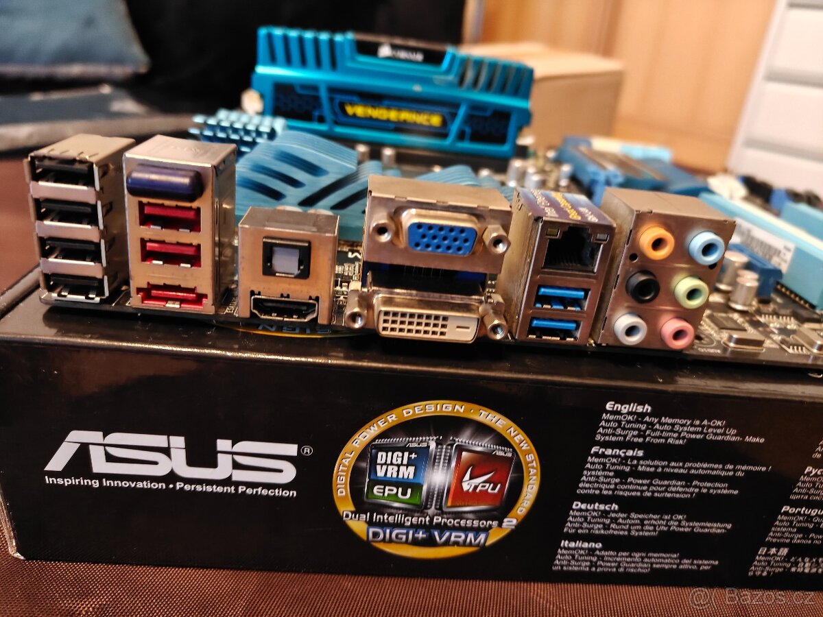 ASUS P8Z68-V PRO (intel Z68) + i5 2500K - 4