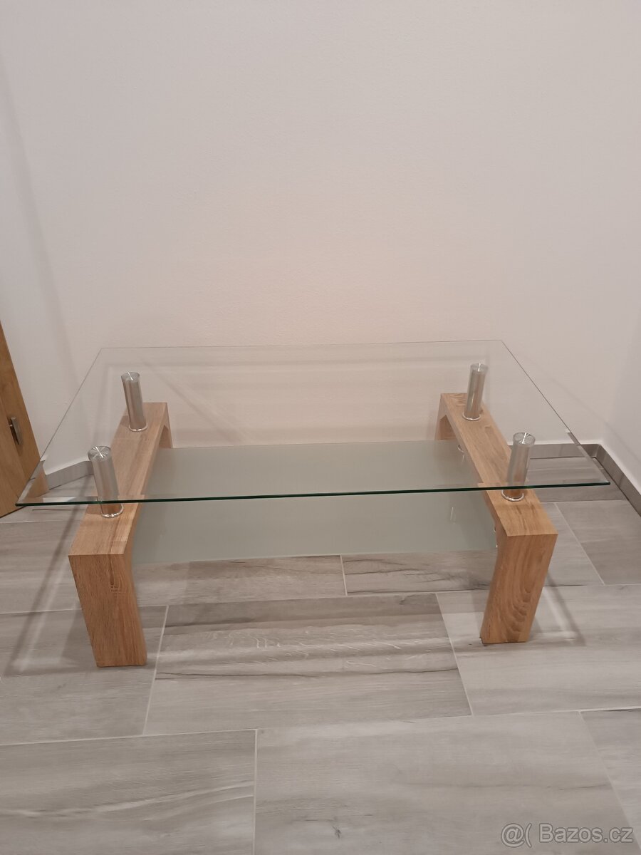 Konferenční skleněný stolek - 4