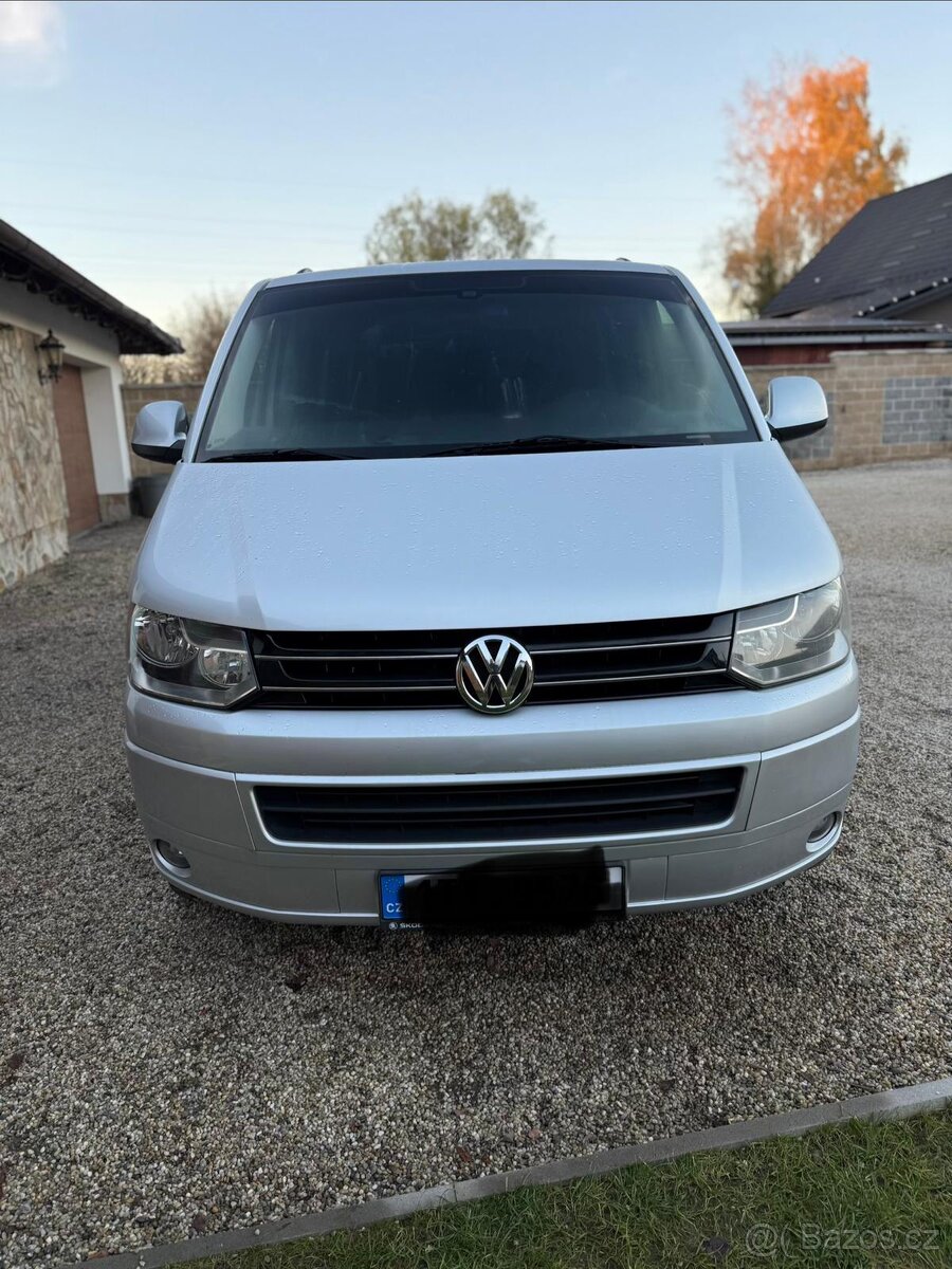 Volkswagen Transporter Caravelle T5.1 Long - 4
