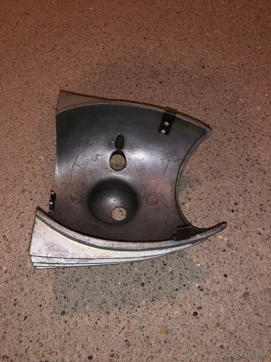 Jawa 250 11 pérák kryt karburátoru - 4