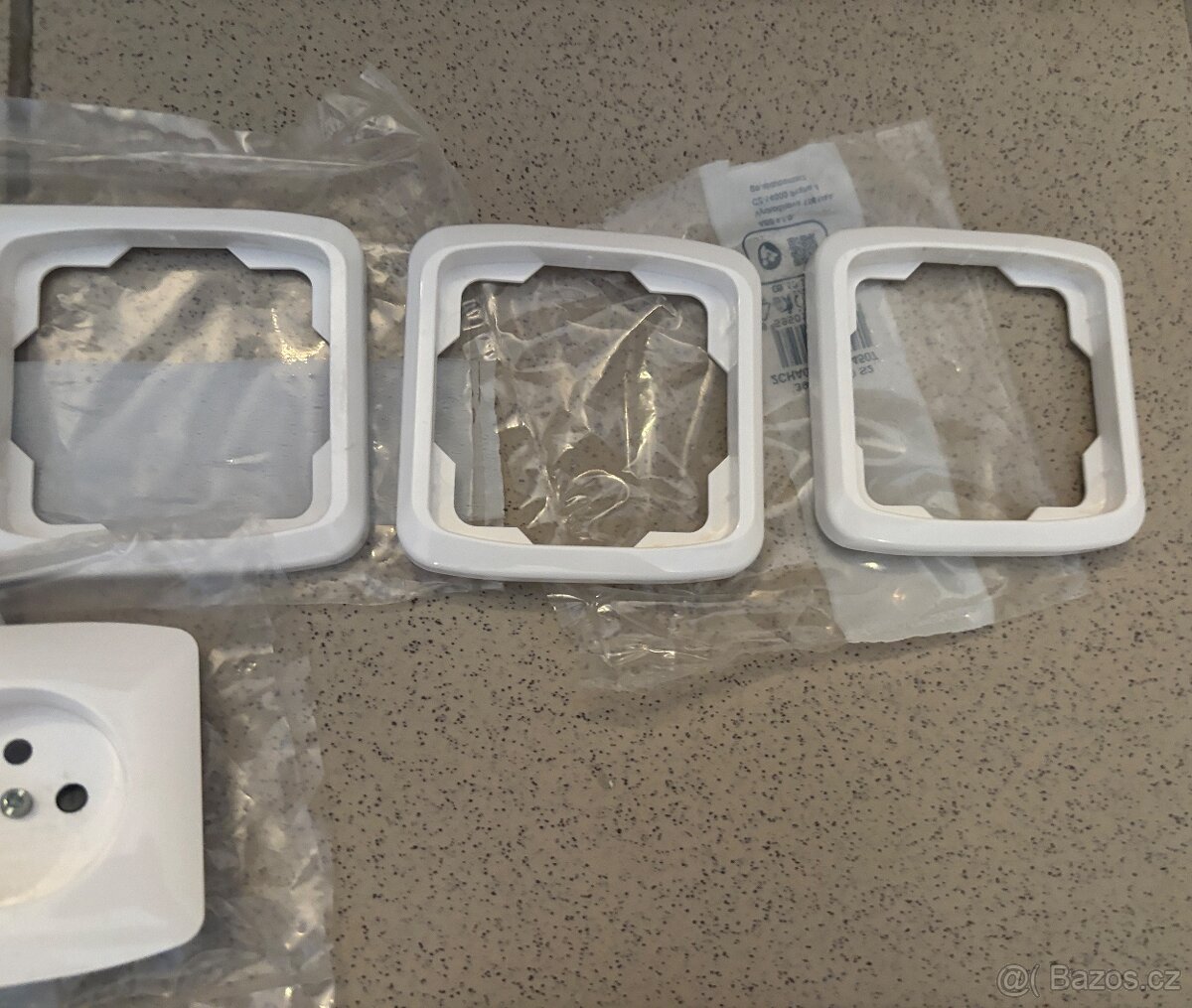 Vypínače a zásuvky ABB Tango - 4