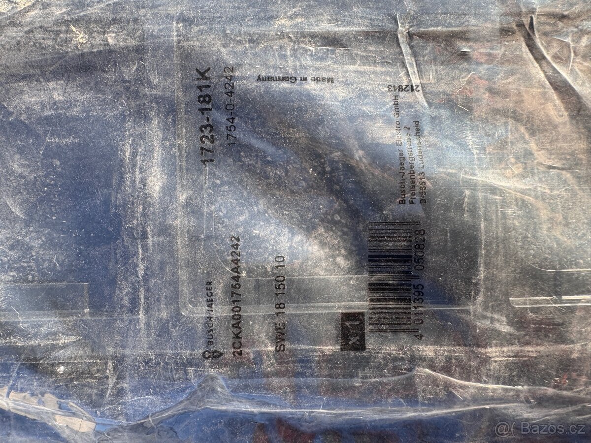 ELE Zásuvky a rámečky - 4