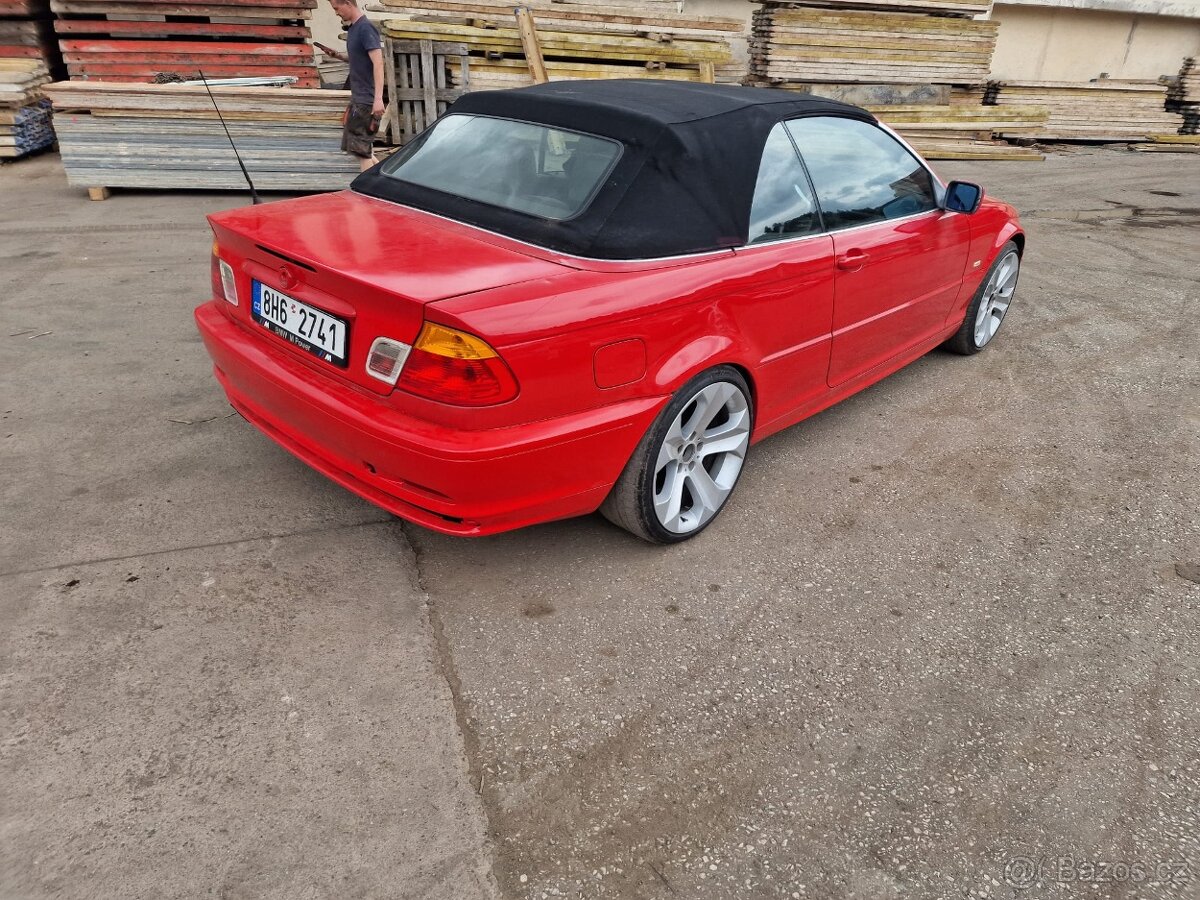 BMW e46 323i cabrio, 125kw, bez koroze dobrý stav najeto 170 - 4