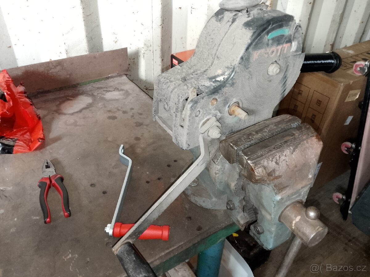 Ruční naviják Knott - 4