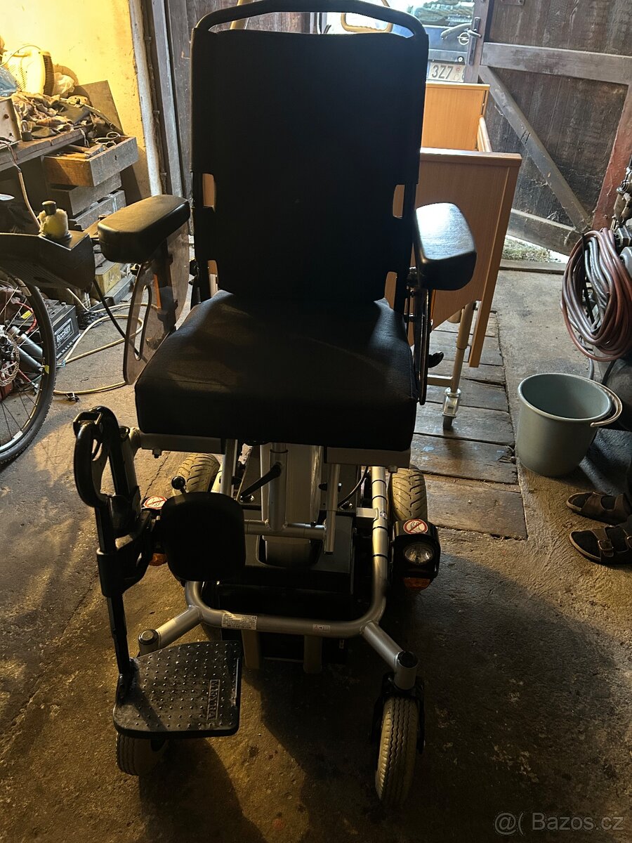 Elektrický invalidní vozík Meyra Champ - 4