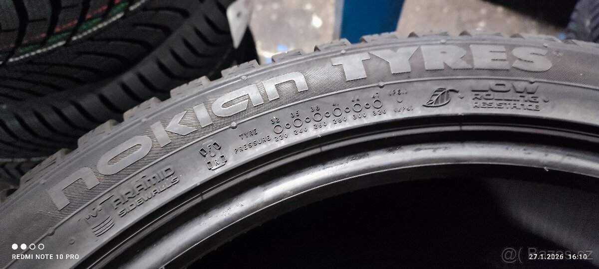 275/40 R21 zimní - 4
