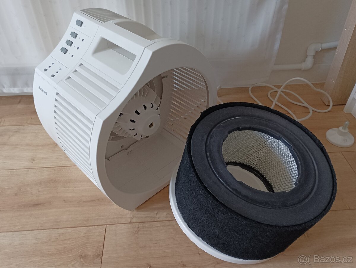 Čistička vzduchu Honeywell - 4