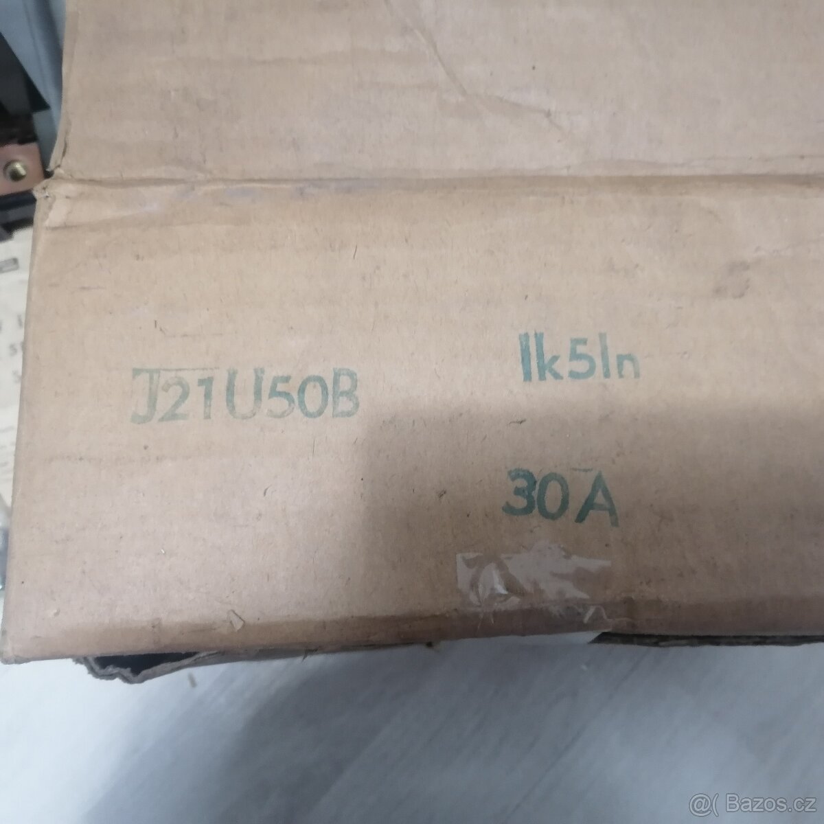 Třífázový jistič - 4