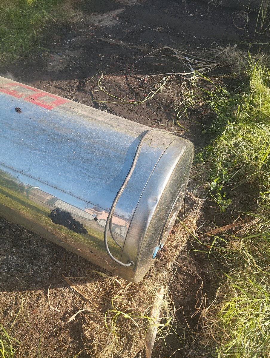 Bojler s výměníkem k solárnímu ohřevu vody - 4