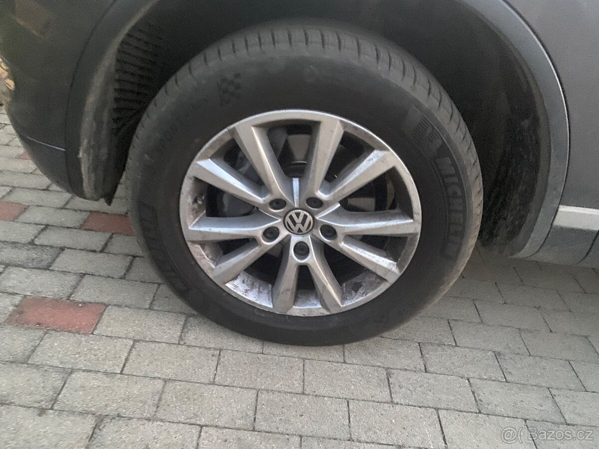 Vw touareg 3.0 - 4