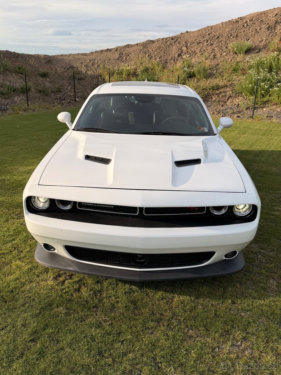 Dodge Challenger Scat Pack R/T 6.4 - 4