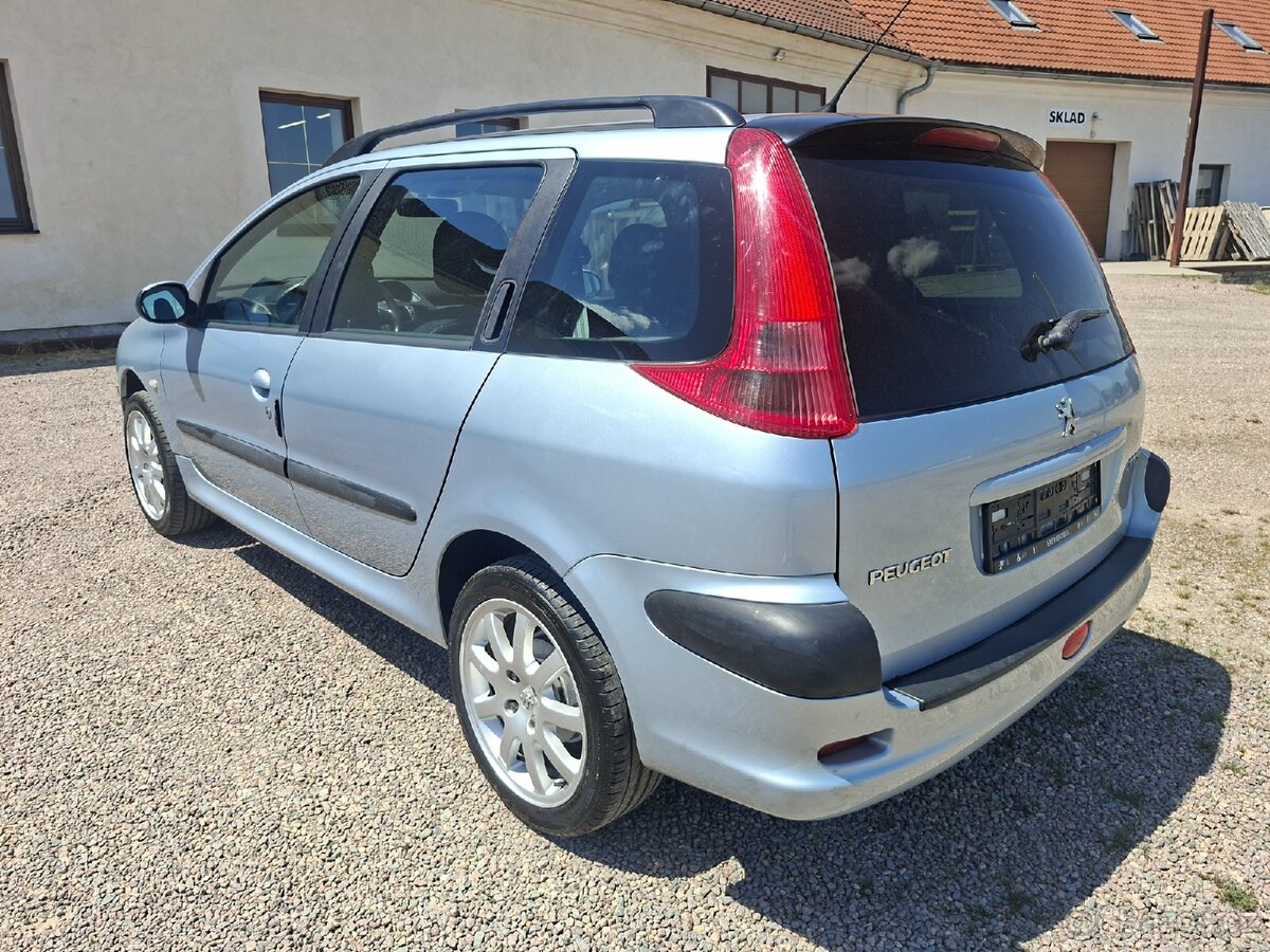 Peugeot 206-1.4i - 4
