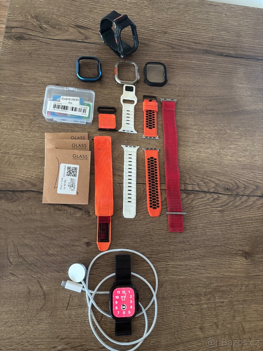 Apple Watch Ultra 2 49mm černý titan - 4
