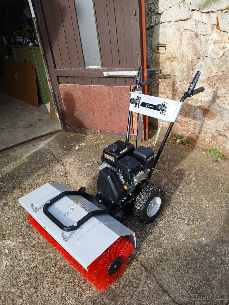 Motorový zametací kartáč - 4