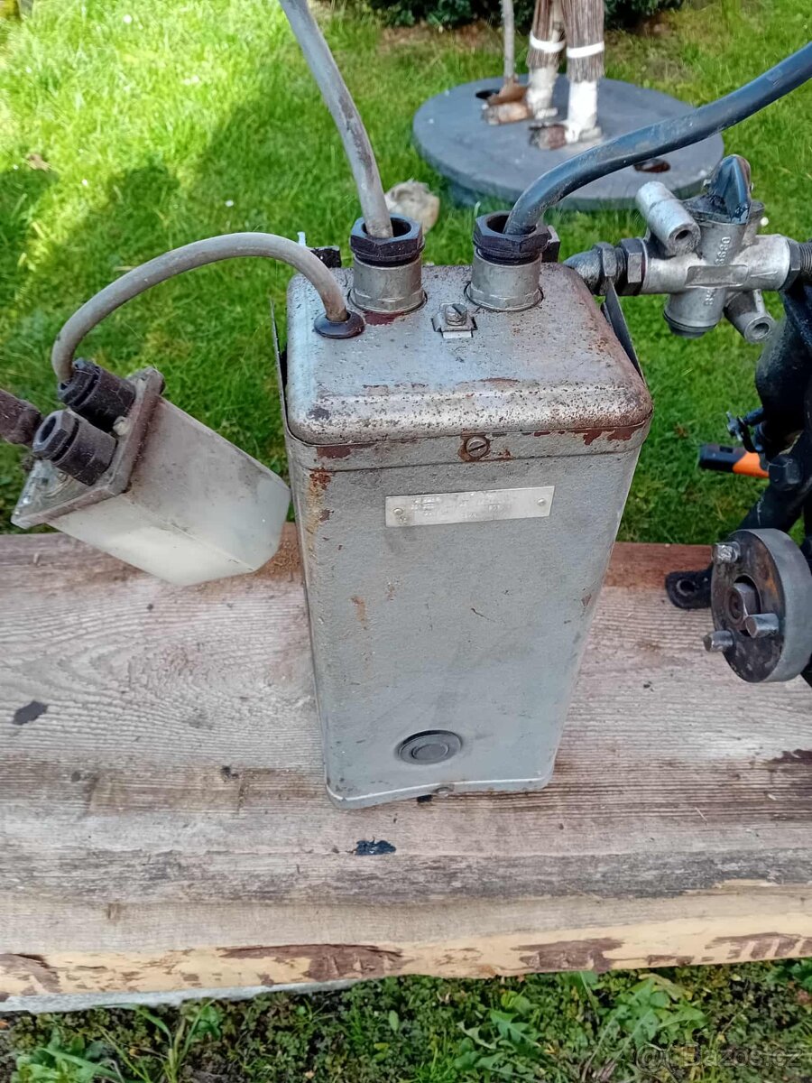 Dvoupístový kompresor - 4