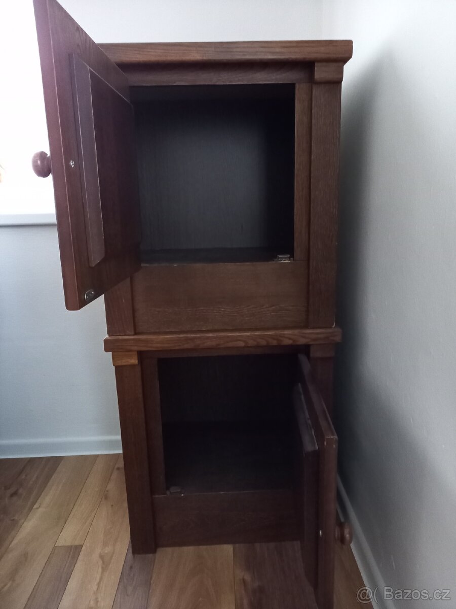 Dubové rustikální noční stolky - 4