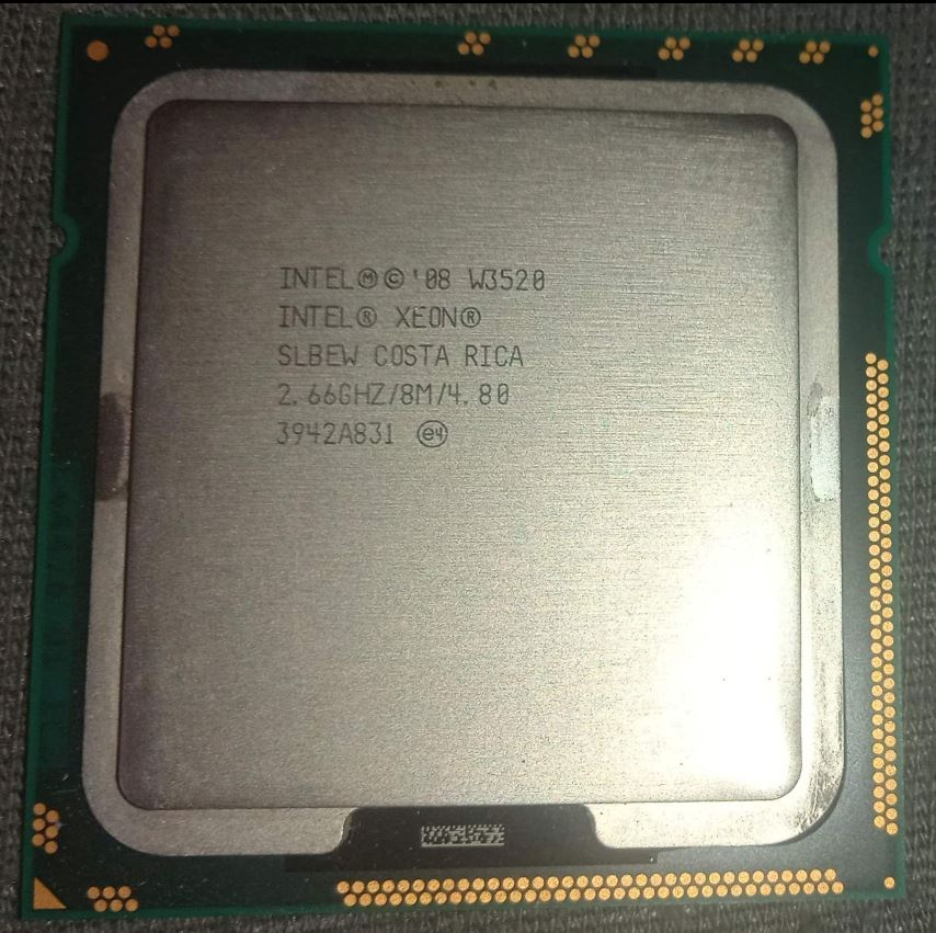 CPU Intel Xeon W3520 čtyřjádrový procesor, socket LGA 1366 - 4