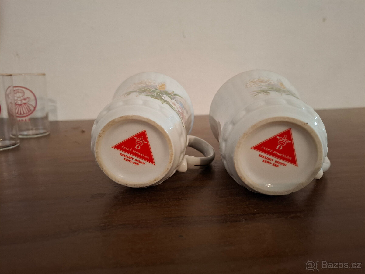 Prodám starožitné hrníčky Madein Scehoslovakia,skleničky - 4