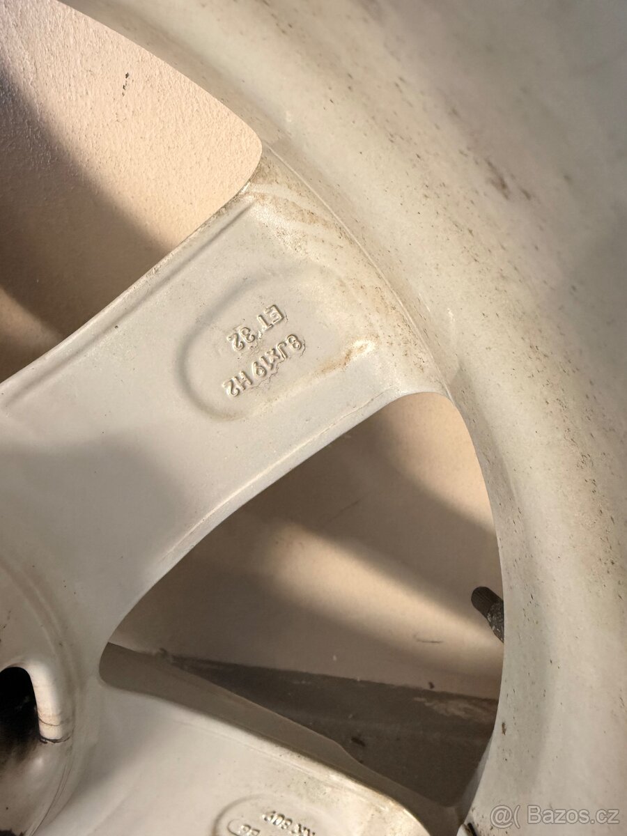 5x112 255/40/19. Audi q3 q5 a6 - 4