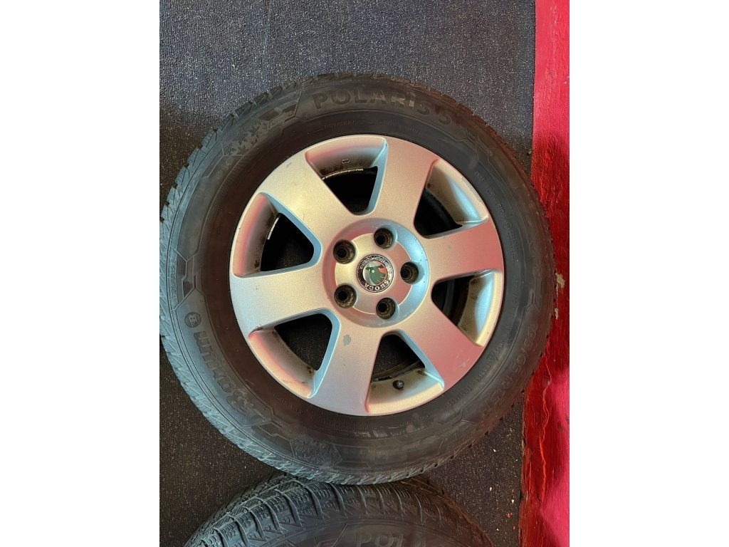 ALU disky 5x112 R15 Škoda 6Jx15H2 ET 47 se zimními pneu 195/ - 4