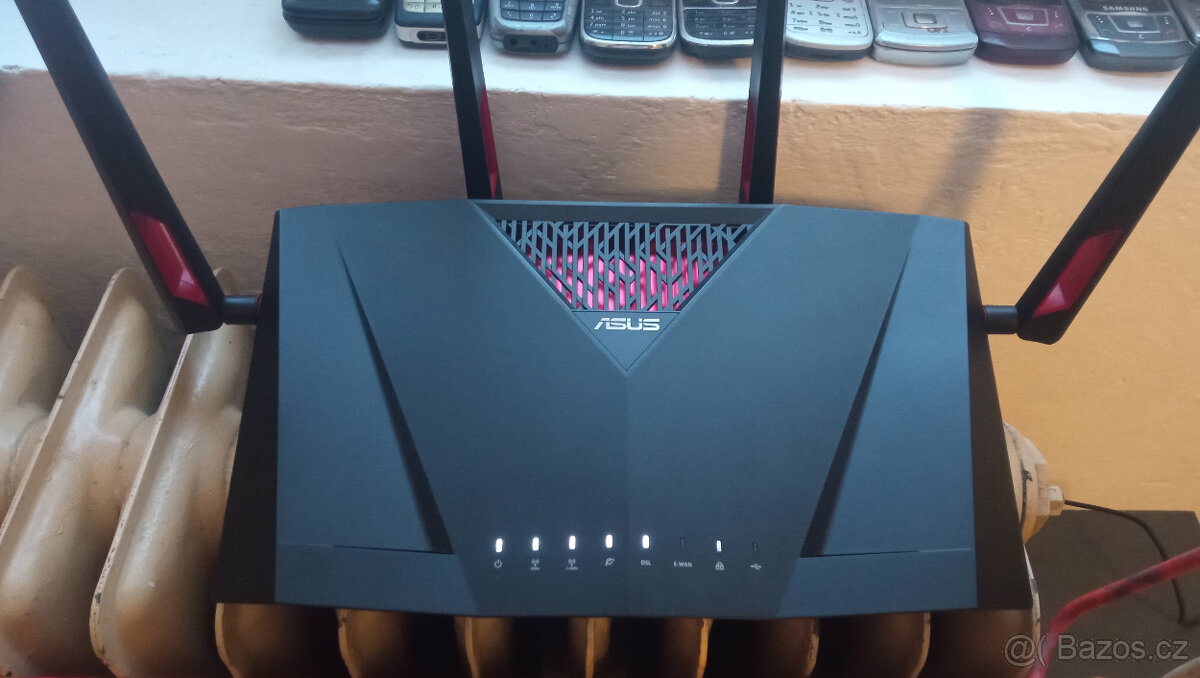 ASUS Modem/Router DSL-AC88U - 4
