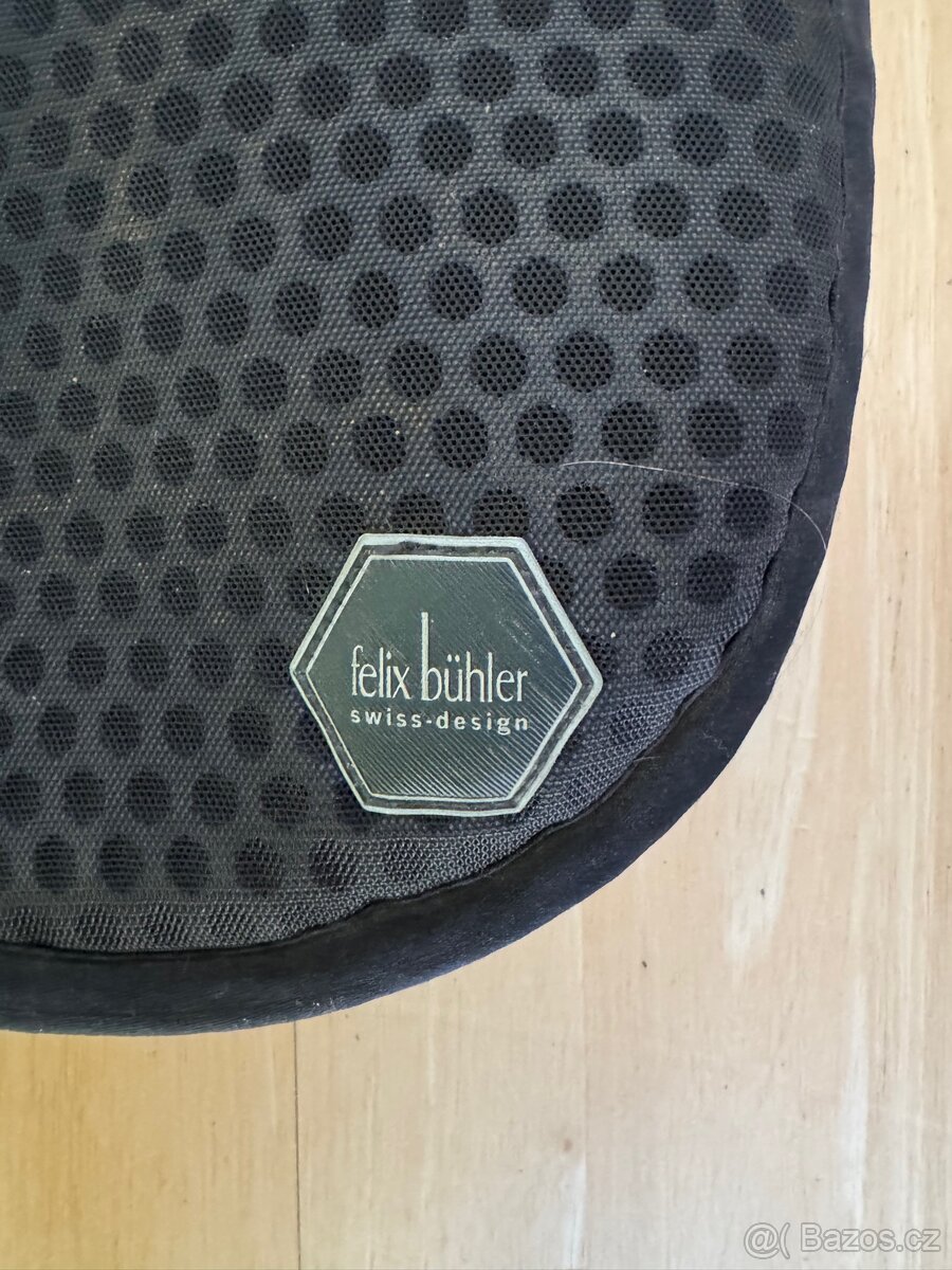 Korekční podsedlová dečka - 4