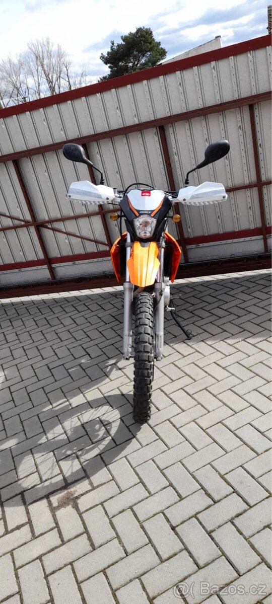 Rieju MRT 125 2017 - 4