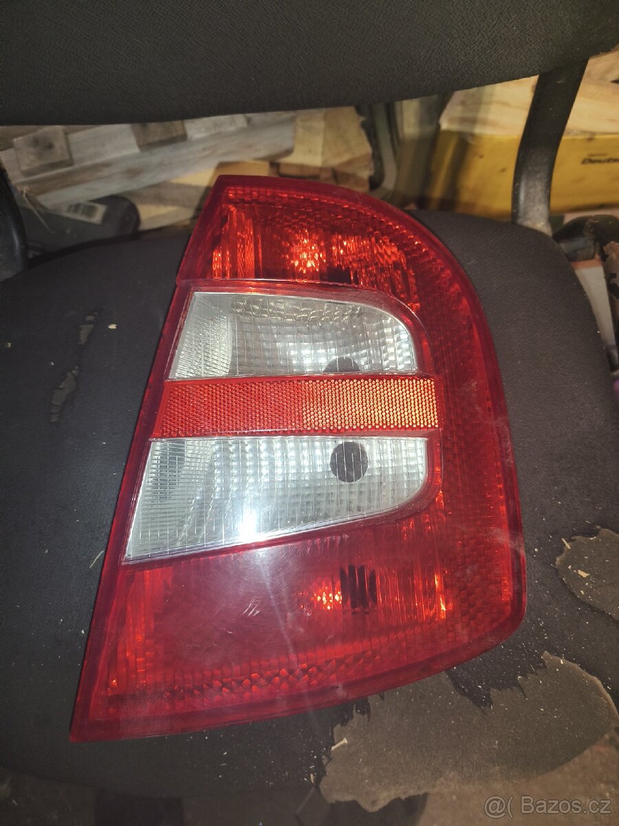 Škoda Fabia I (předfacelift) Zadní světla - 4