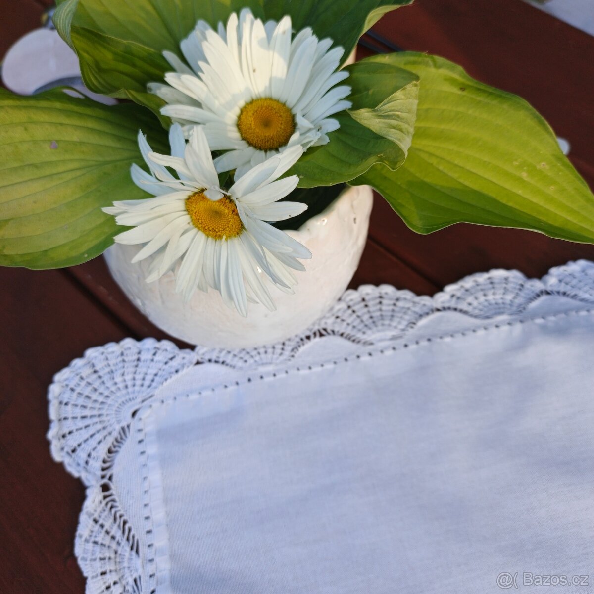 Vyšívaný ubrus - 4