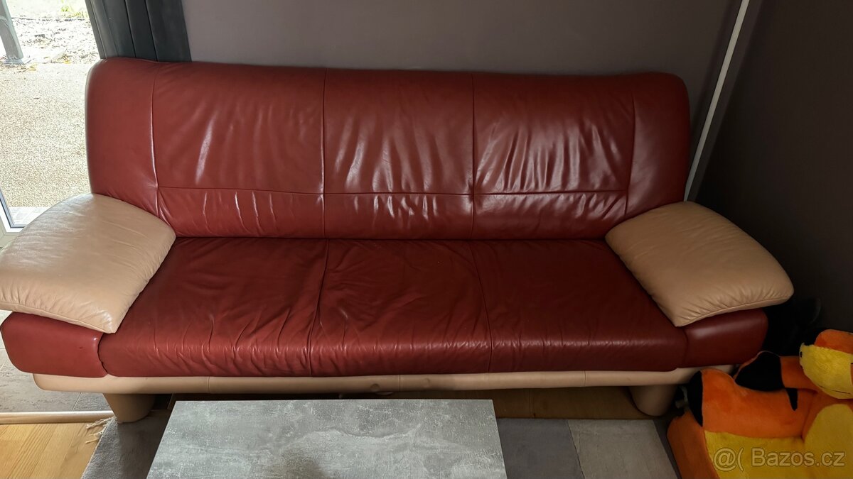 Kožený červený gauč - 4