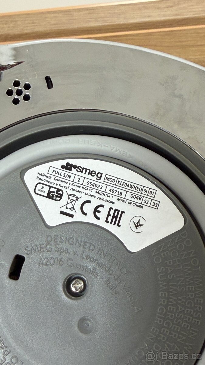 Rychlovarná konvice s regulací teploty Smeg 50's Style - 4