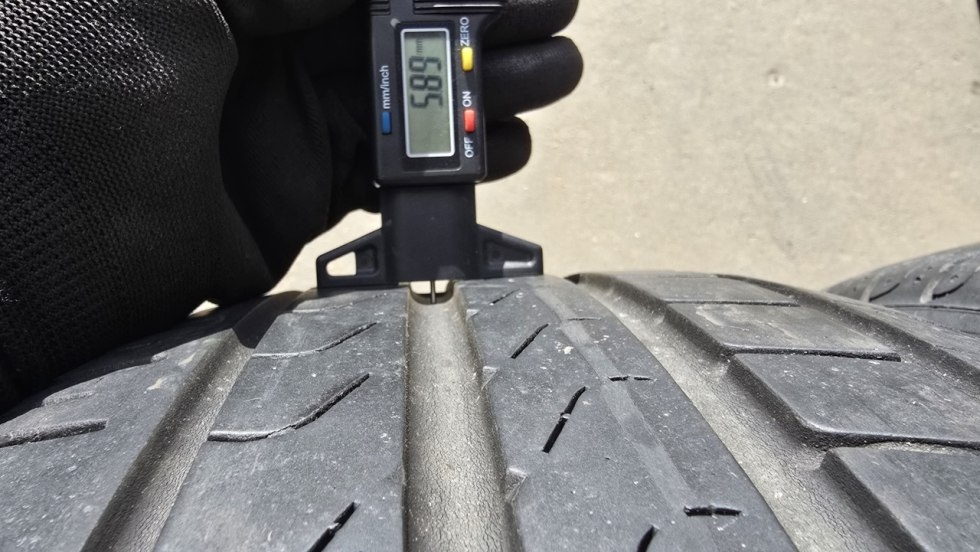 Letní pneu 225/40/18 Pirelli - 4