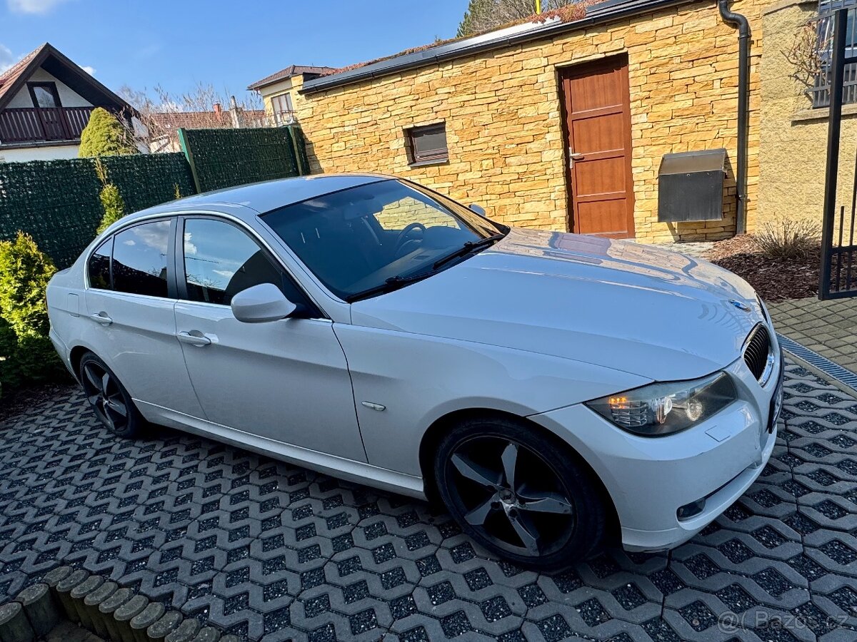 BMW 330d e90 2010 - 4