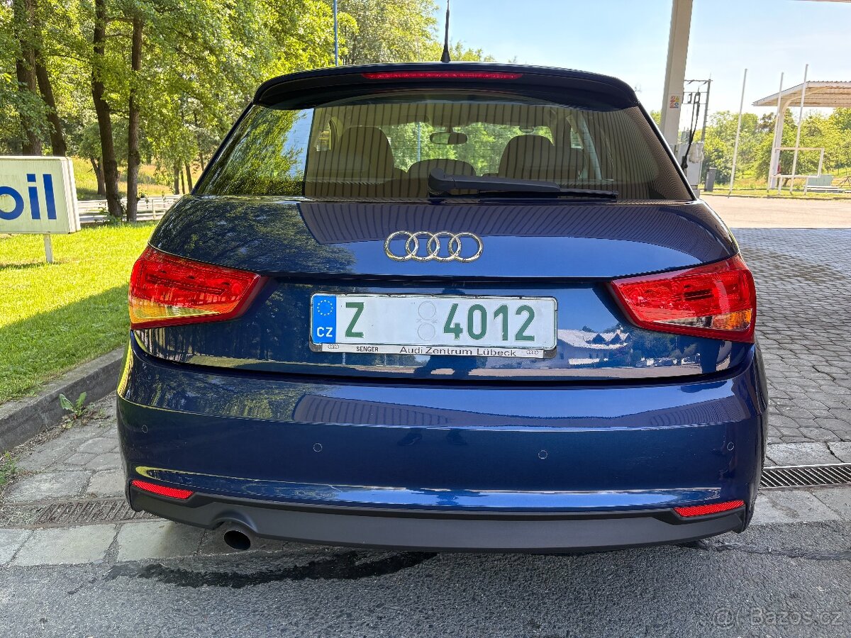 Audi A1 Sportback 1.0 TFSI- 5 dveří - PĚKNÝ VŮZ - 4