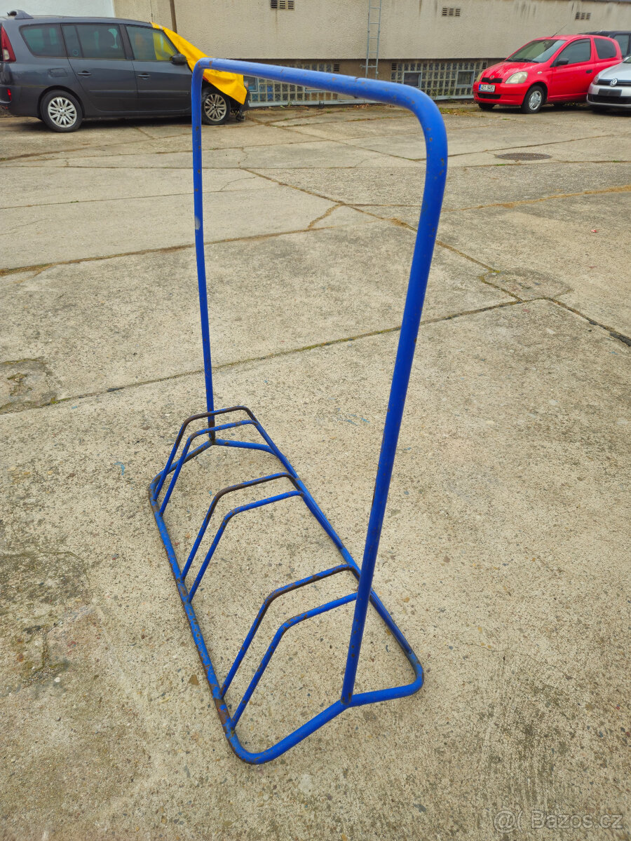 Stojan na kola - 4